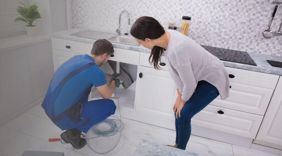 Local water heater installation in Roseville, IL